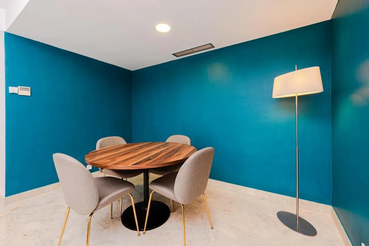 Las Huertas - Modern Accommodation In Madrid Conde Orgaz Spain
